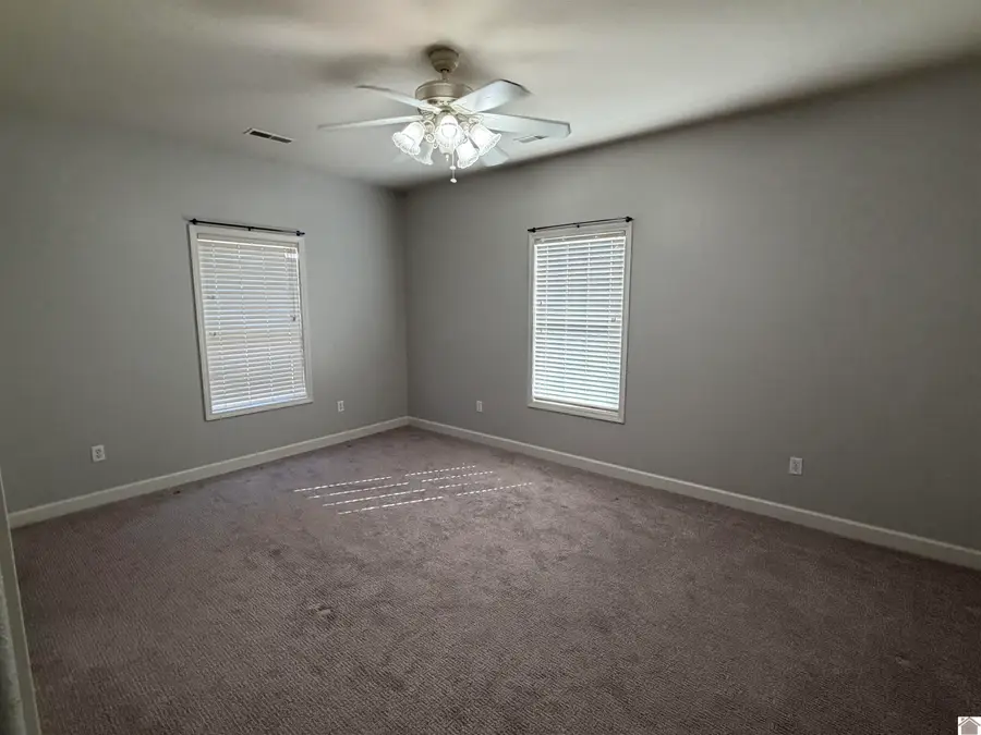 2647 Legends Drive, Paducah, KY 42001-9814 - #3