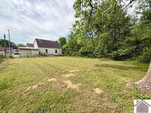 1316 Poplar St, Murray, KY 42071 - #3