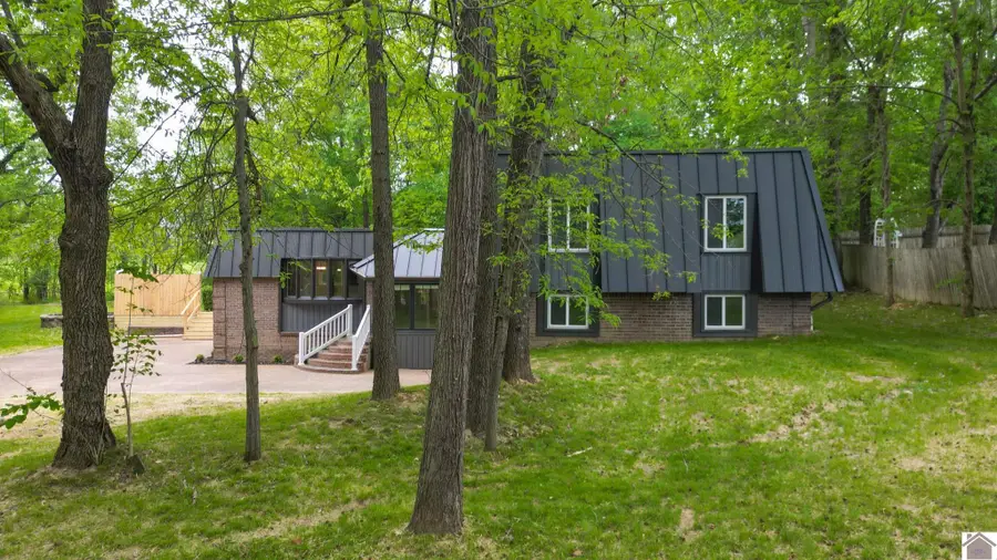 130 Garland Drive, Paducah, KY 42001 - #2