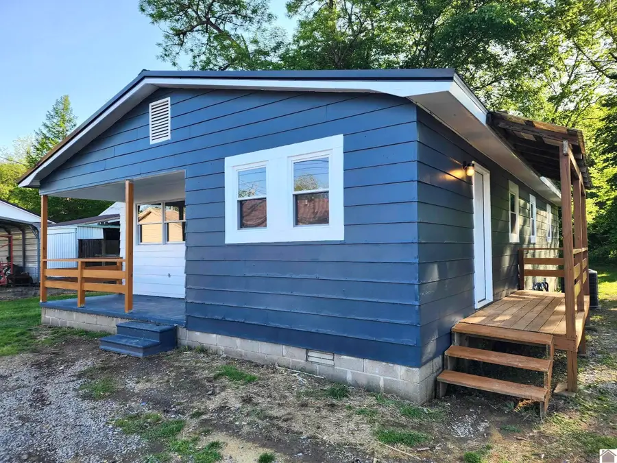 98 Front Street, Bardwell, KY 42023 - #3