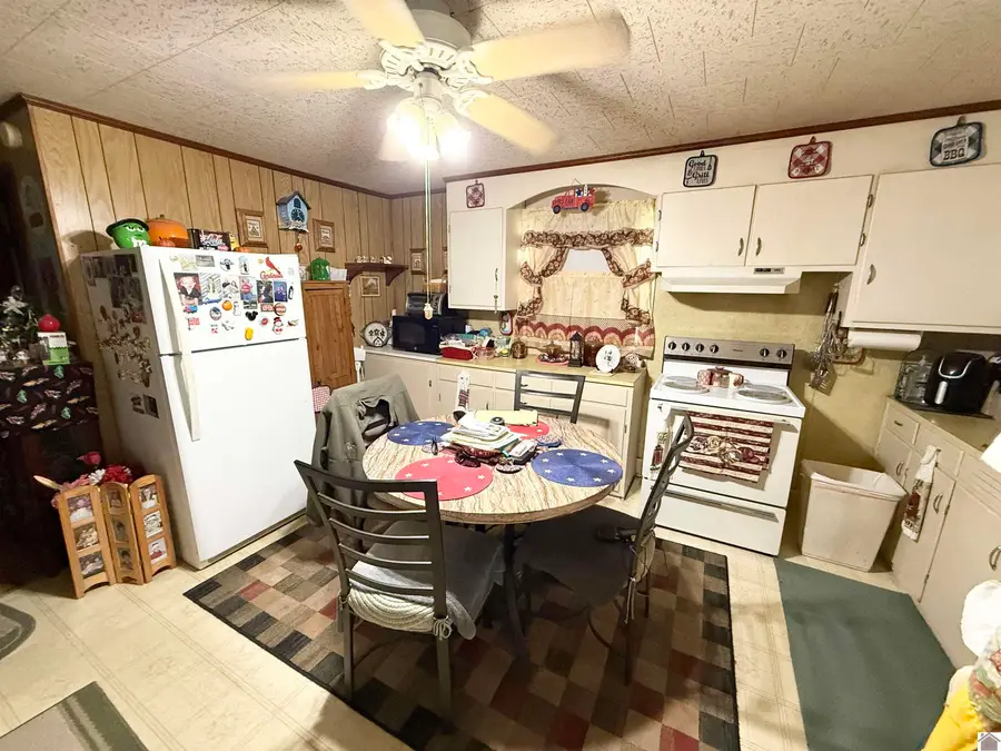 310 S 13th St, Murray, KY 42071 - #2