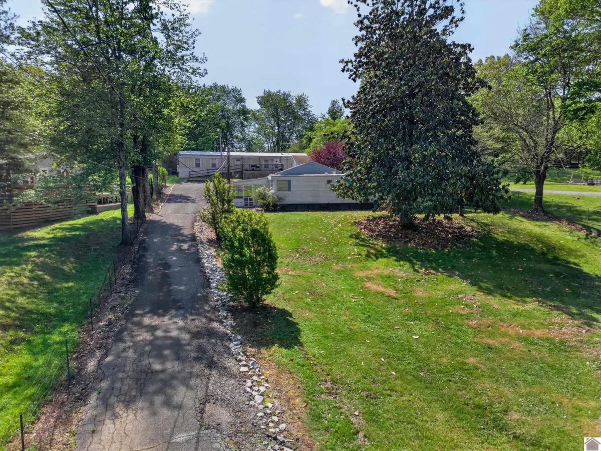 4080 Lovelaceville Road, Paducah, KY 42001 - #1