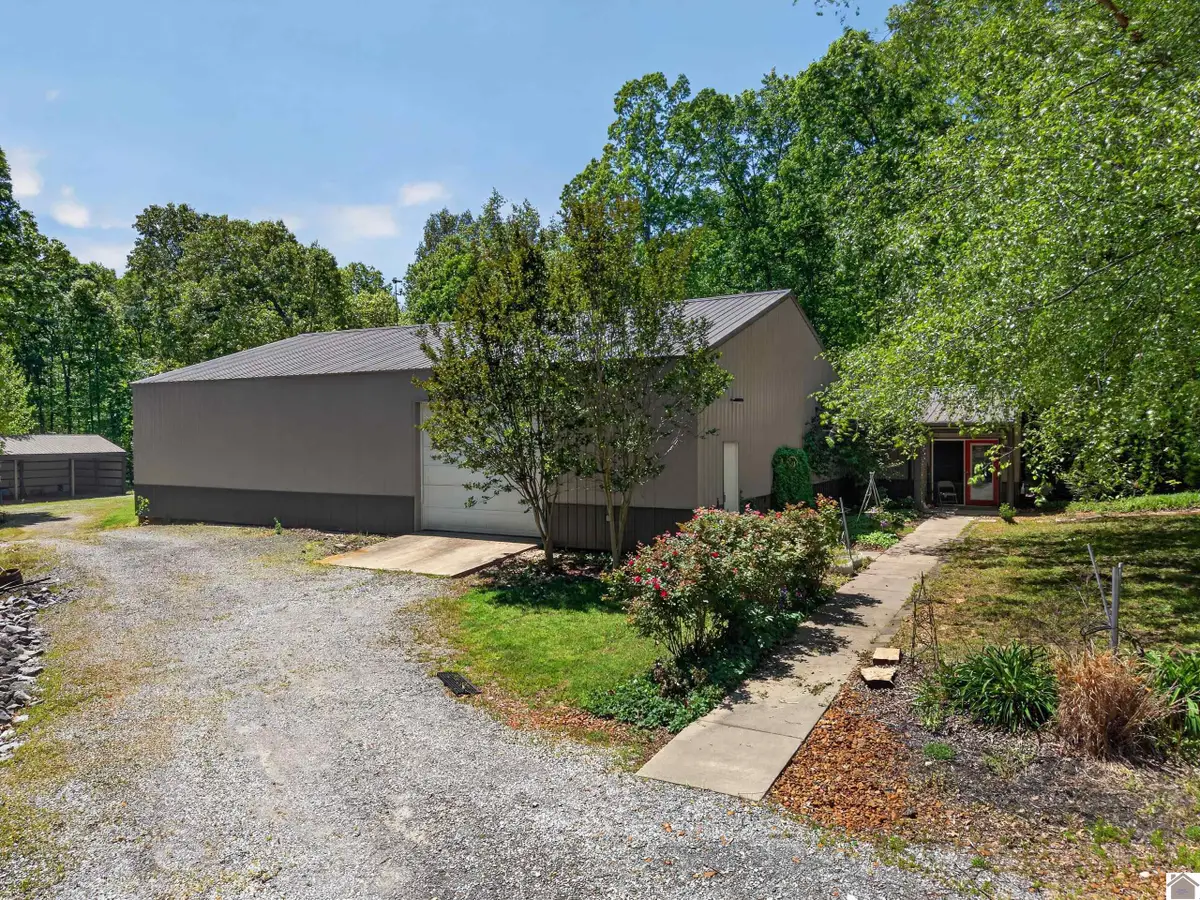 362 Windsor Drive, Calvert City, KY 42029 - #1