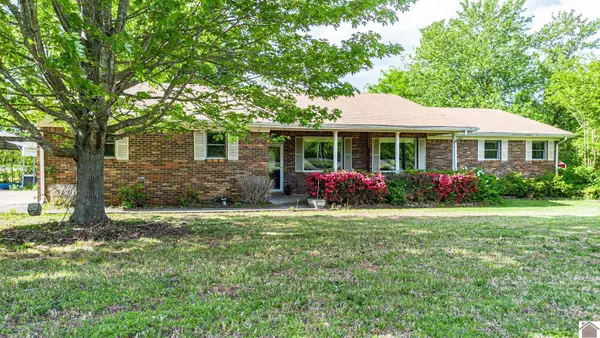 14 Woodland Dr, Benton, KY 42025