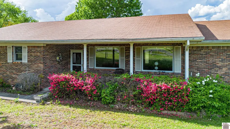 14 Woodland Dr, Benton, KY 42025 - #2