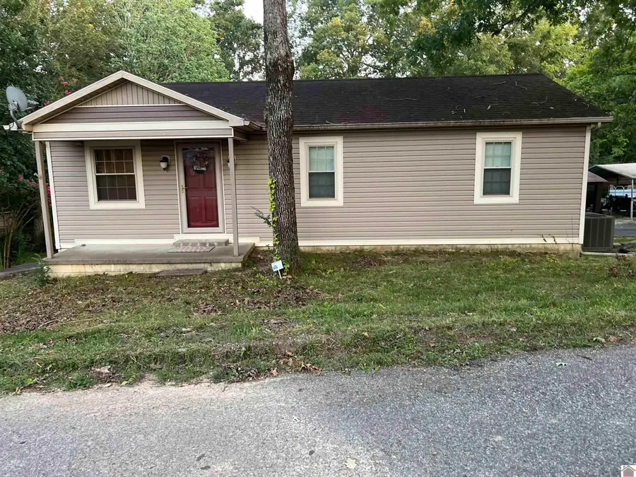 300 Spicewood Ln, Benton, KY 42025 - #2