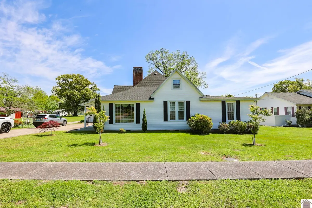 250 S 5th St, Barlow, KY 42024 - #1