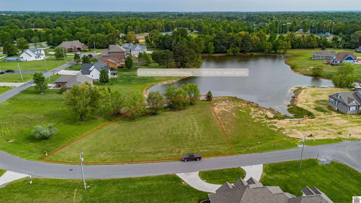 000 Lakeside Drive, Benton, KY 42025 - #1