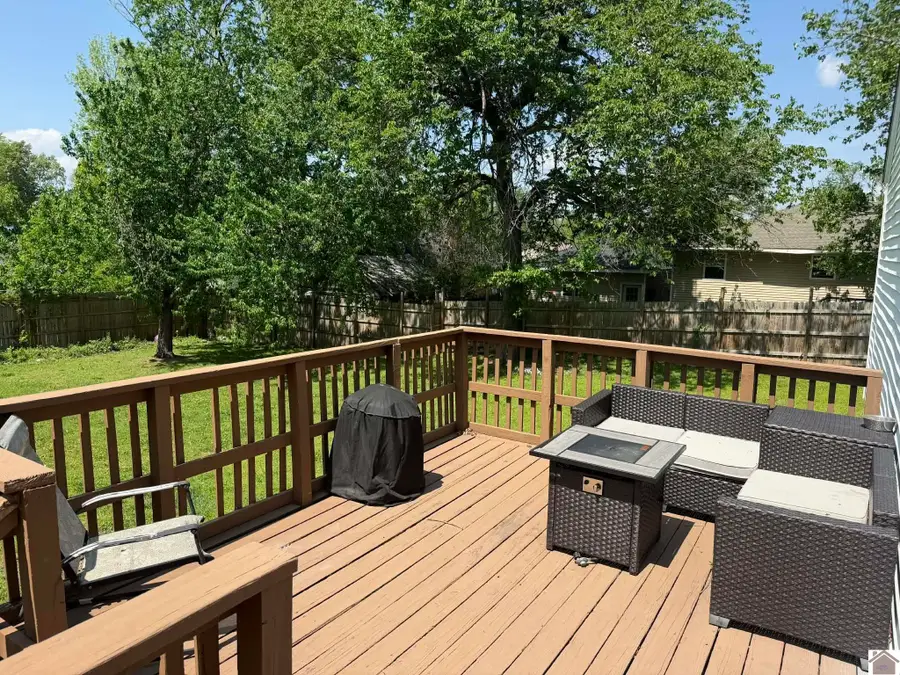 809 S 8th, Mayfield, KY 42066 - #3