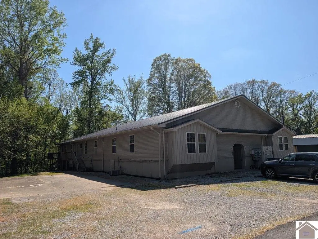 857 Broadway, Wickliffe, KY 42087 - #1