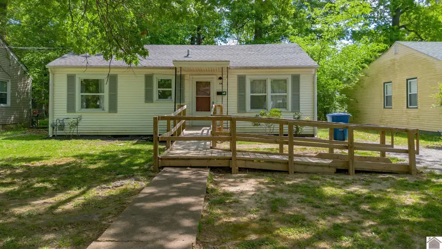 906 N 26th Street, Paducah, KY 42001 - #2