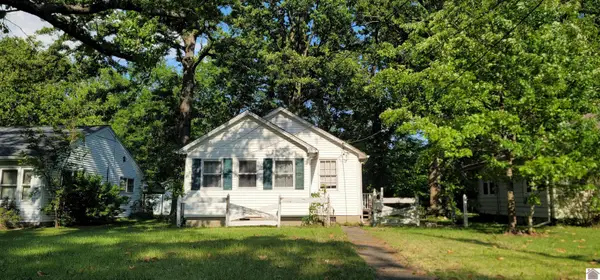 752 H C Mathis Drive, Paducah, KY 42001