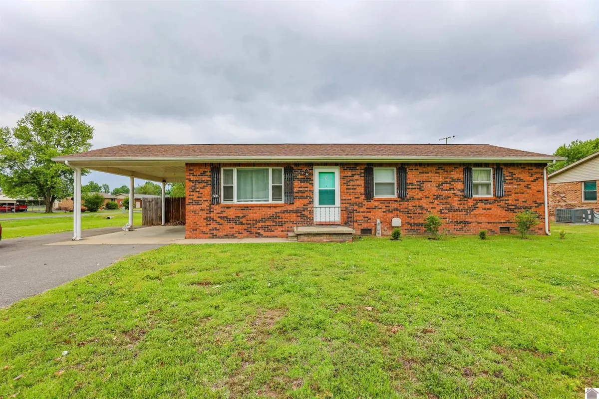 206 Faye Dr, Ledbetter, KY 42058 - #1