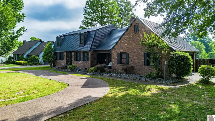 2020 Natchez Lane, Paducah, KY 42001 - #2
