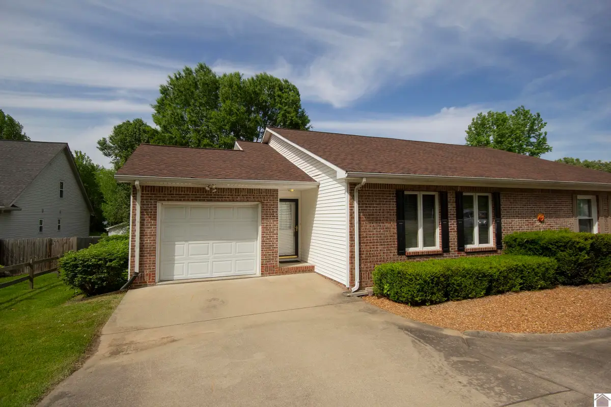 5073 Hill Terrace, Paducah, KY 42001 - #1