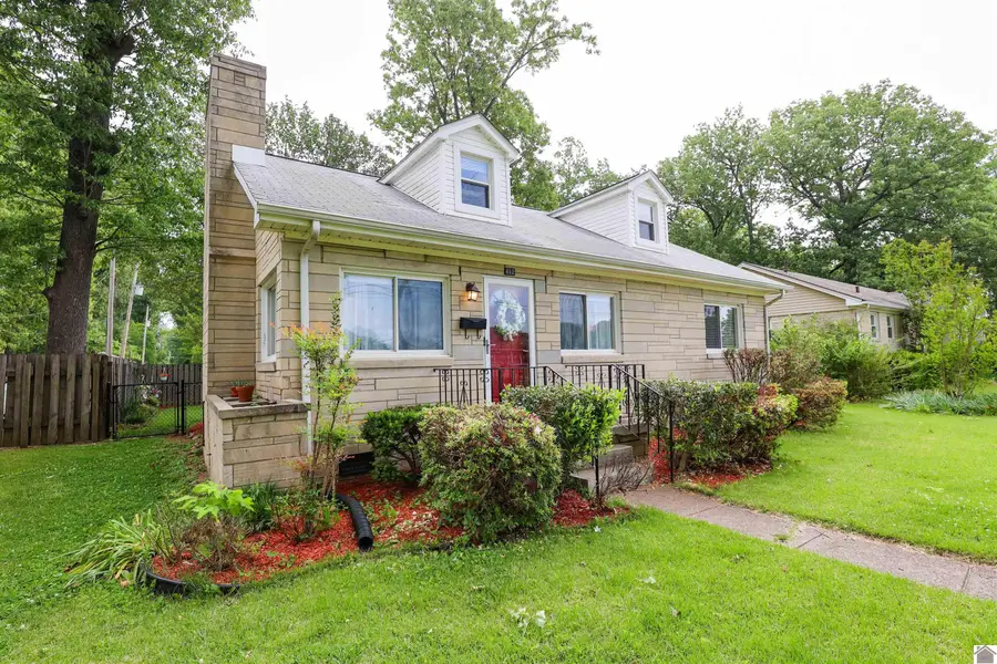 412 Joe Clifton Dr, Paducah, KY 42001 - #2