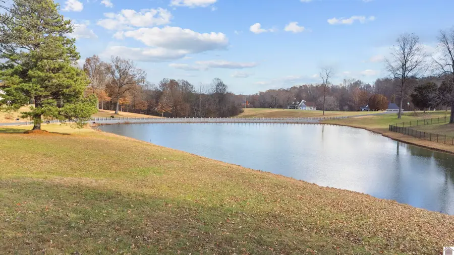 000 Lucille Lane, Calvert City, KY 42029 - #2