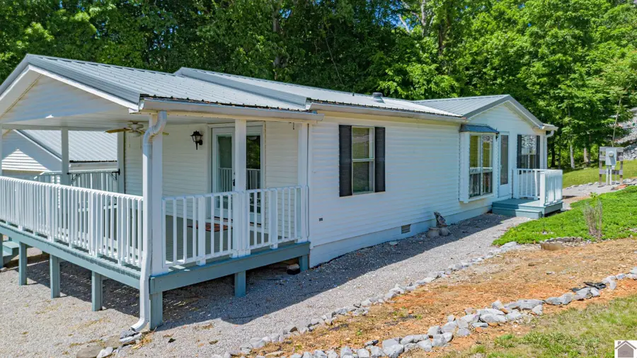 934 Cantrell Rd., Eddyville, KY 42038 - #3