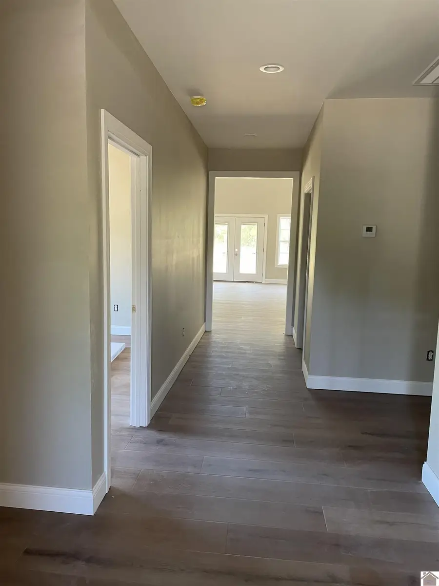 170 Hidden Valley Dr, Paducah, KY 42001 - #3