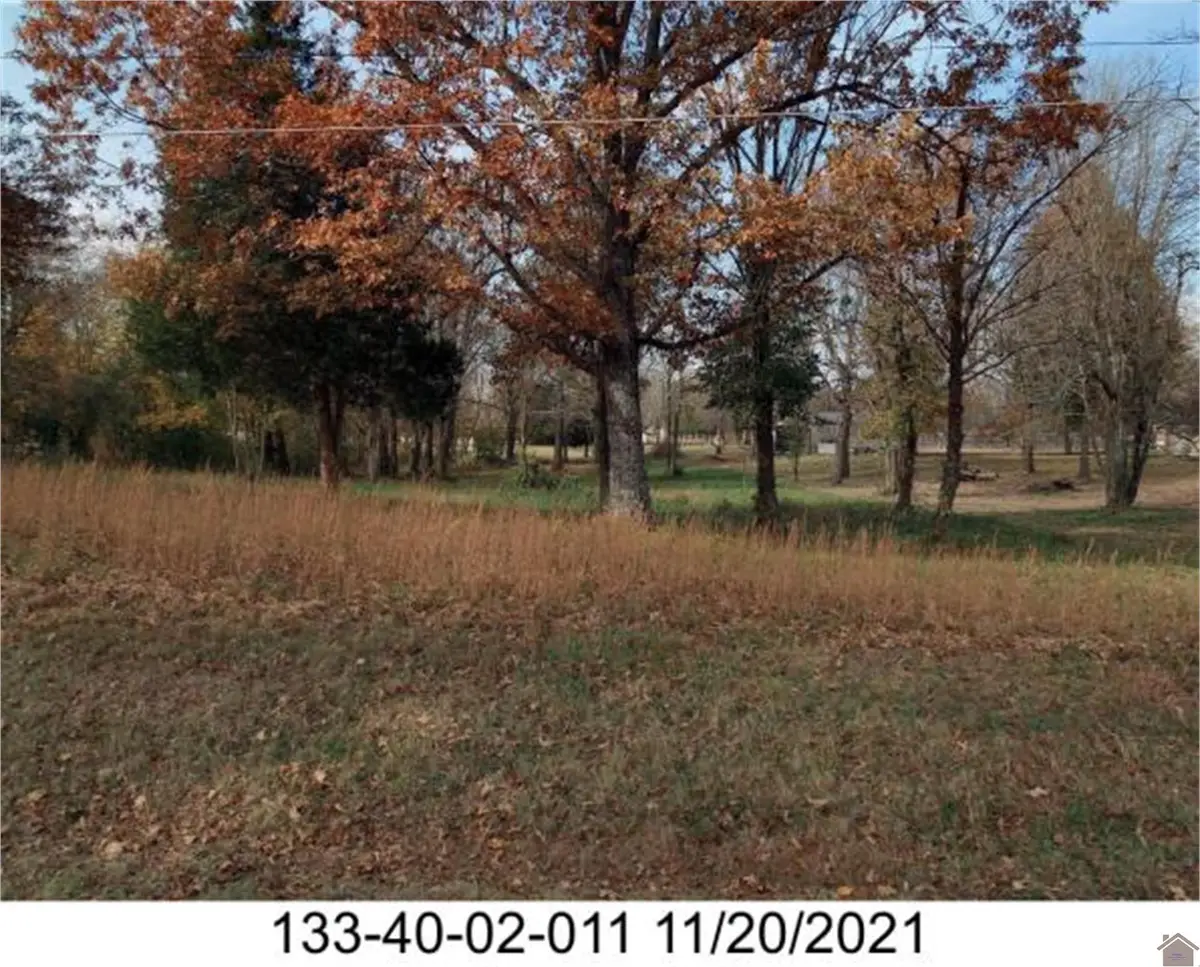 211 Stiles Rd, Paducah, KY 42003 - #1