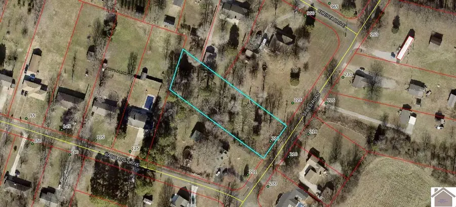211 Stiles Rd, Paducah, KY 42003 - #2
