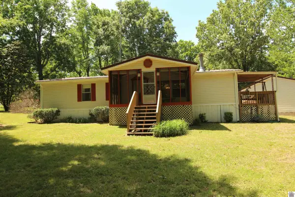 372 Saratoga Heights Rd., Eddyville, KY 42038