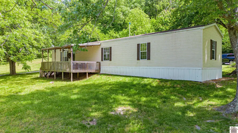 53 Warbler Ct, Eddyville, KY 42038 - #3