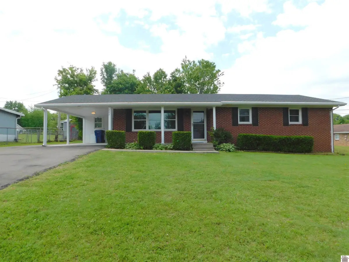 202 E. 19th St., Benton, KY 42025 - #1