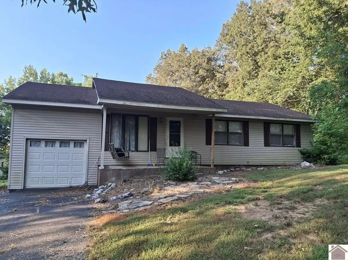 2140 Krebs Station Rd, Paducah, KY 42003 - #1