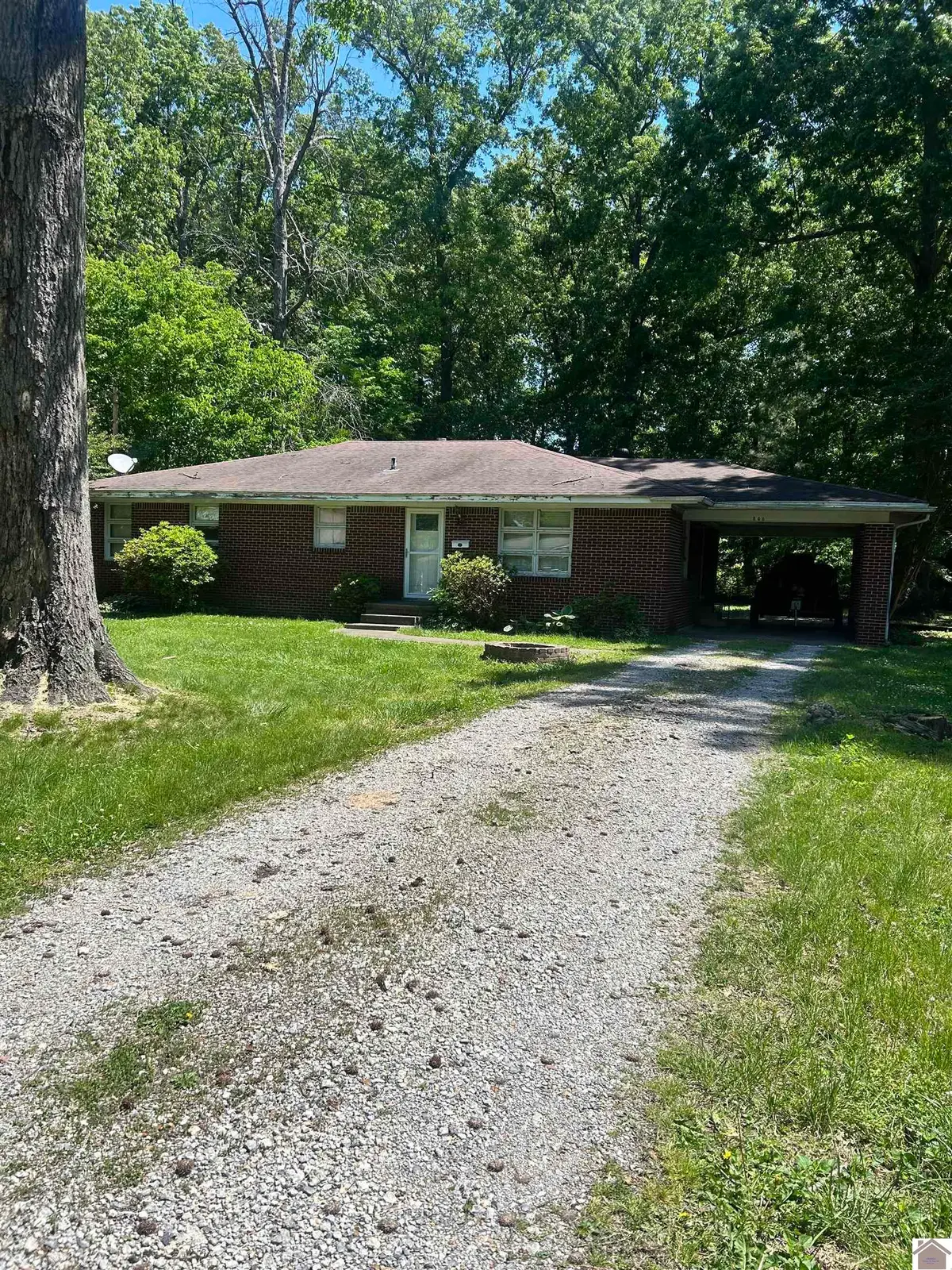 800 N 21st, Paducah, KY 42001-0000 - #1