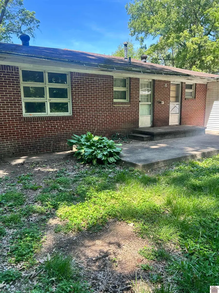 800 N 21st, Paducah, KY 42001-0000 - #2