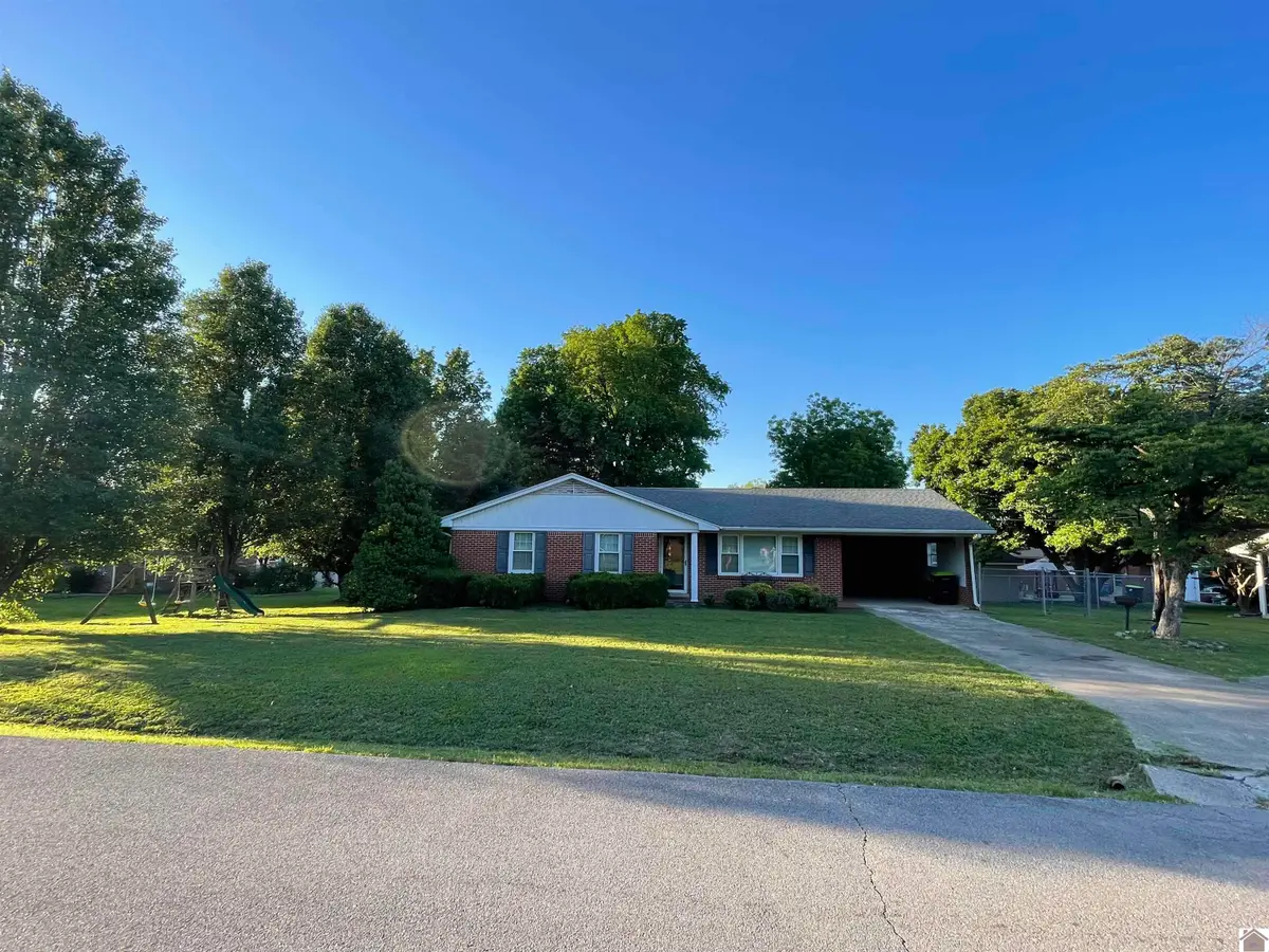 303 Crume St, Clinton, KY 42031-1411 - #1