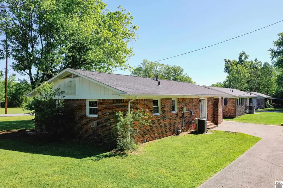 213 Apache Dr, Princeton, KY 42445 - #3