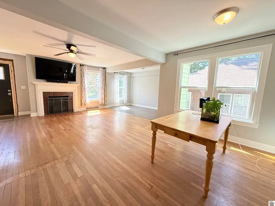 309 N 6th, Murray, KY 42071 - #2