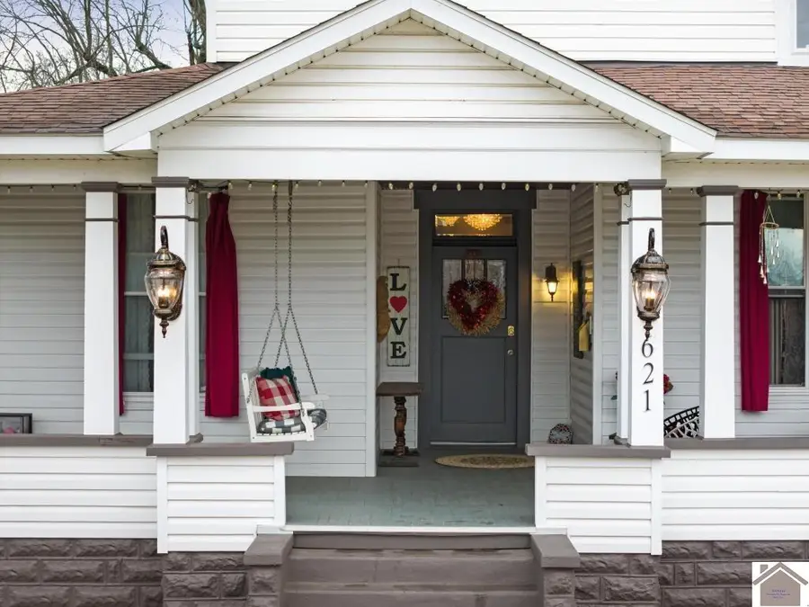 621 Girard, Metropolis, IL 62960 - #2