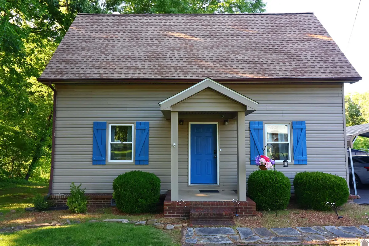 2120 Knob Hill Dr, Paducah, KY 42003 - #1