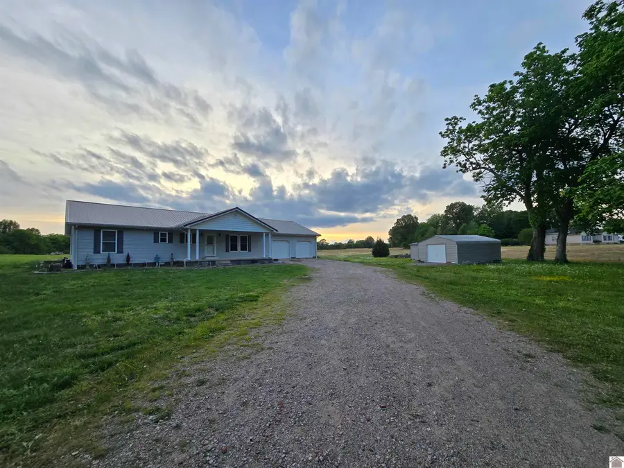 5105 Bradford Road, West Paducah, KY 42086 - #2