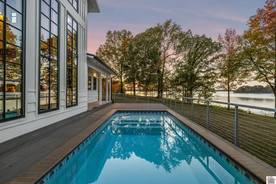786 Howard Rd, Eddyville, KY 42038 - #3