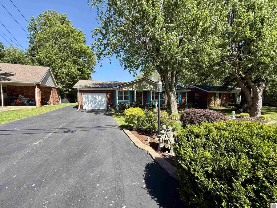 1518 Murray Street, Mayfield, KY 42066 - #2