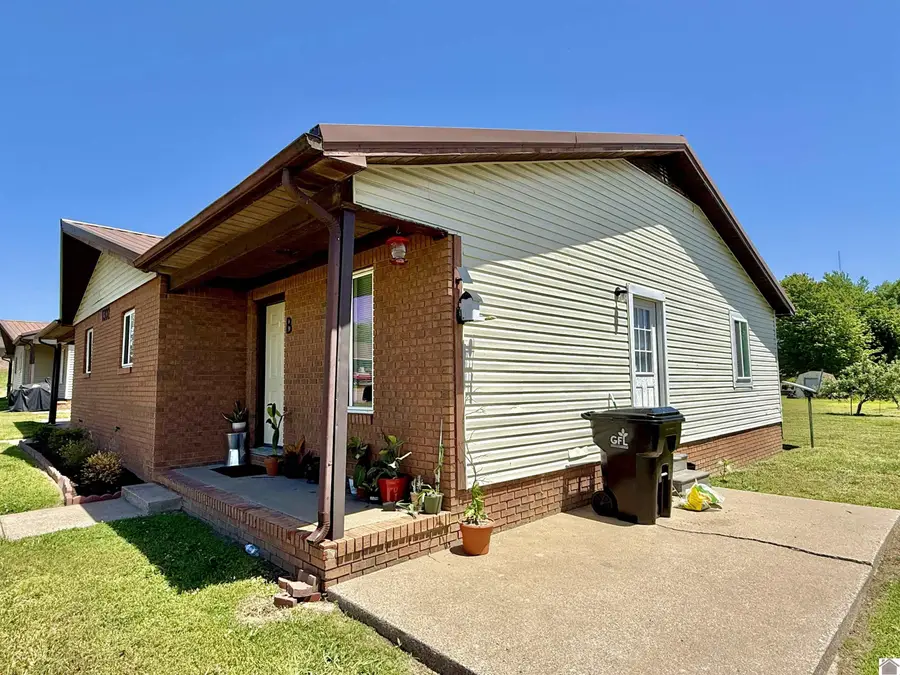 1302 Valleywood Drive, Murray, KY 42071 - #2
