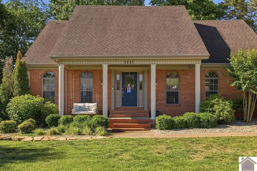 2121 Country Road, Murray, KY 42071 - #2