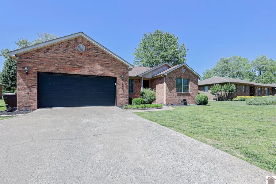 4055 Lovelaceville Road, Paducah, KY 42001 - #2