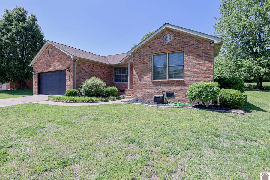 4055 Lovelaceville Road, Paducah, KY 42001 - #3