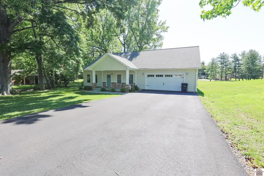 6040 Guyline Drive, Paducah, KY 42001 - #3