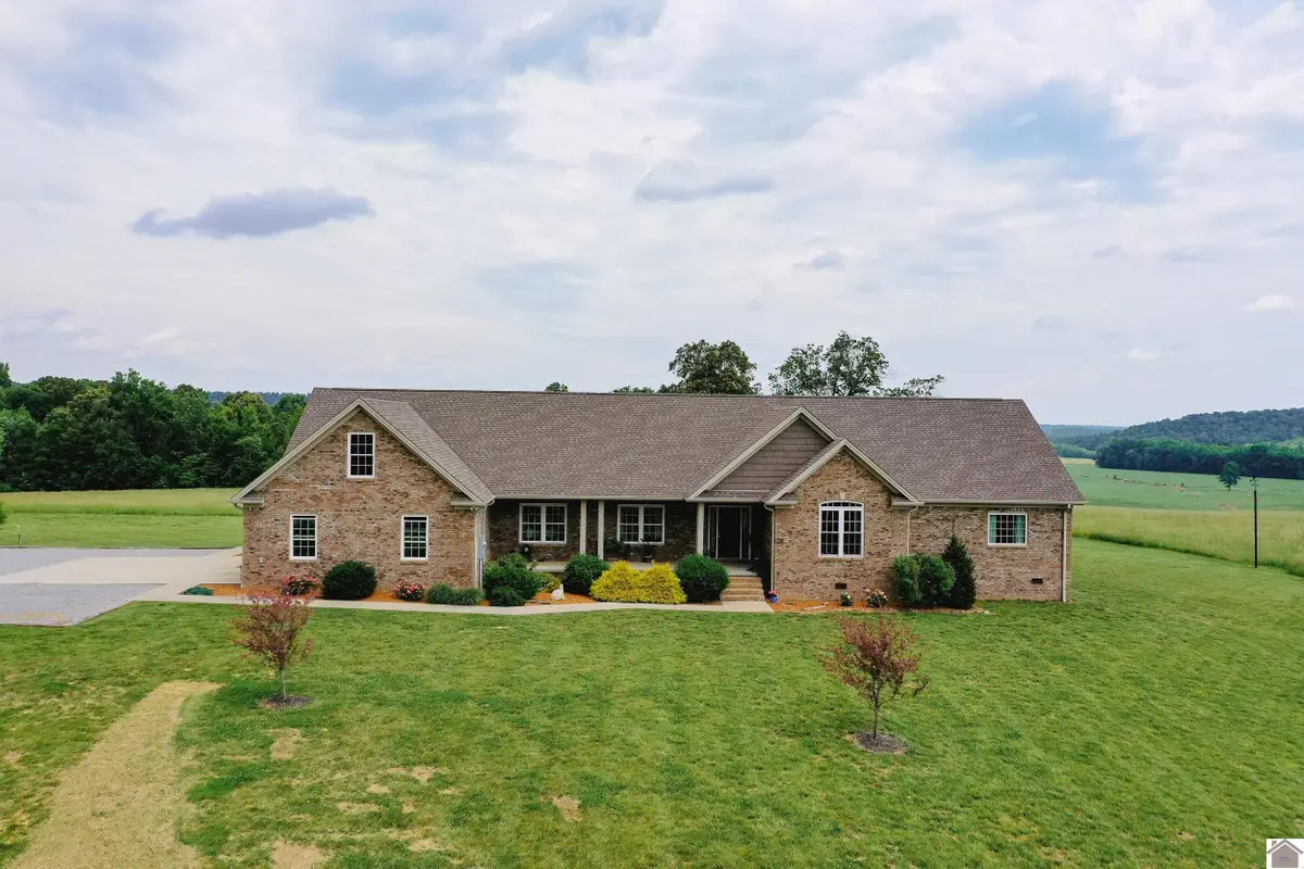 976 Buggs Branch Rd, Marion, KY 42064 - #1