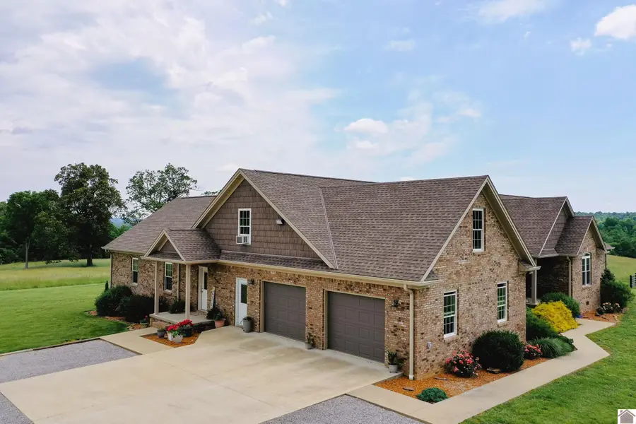 976 Buggs Branch Rd, Marion, KY 42064 - #2
