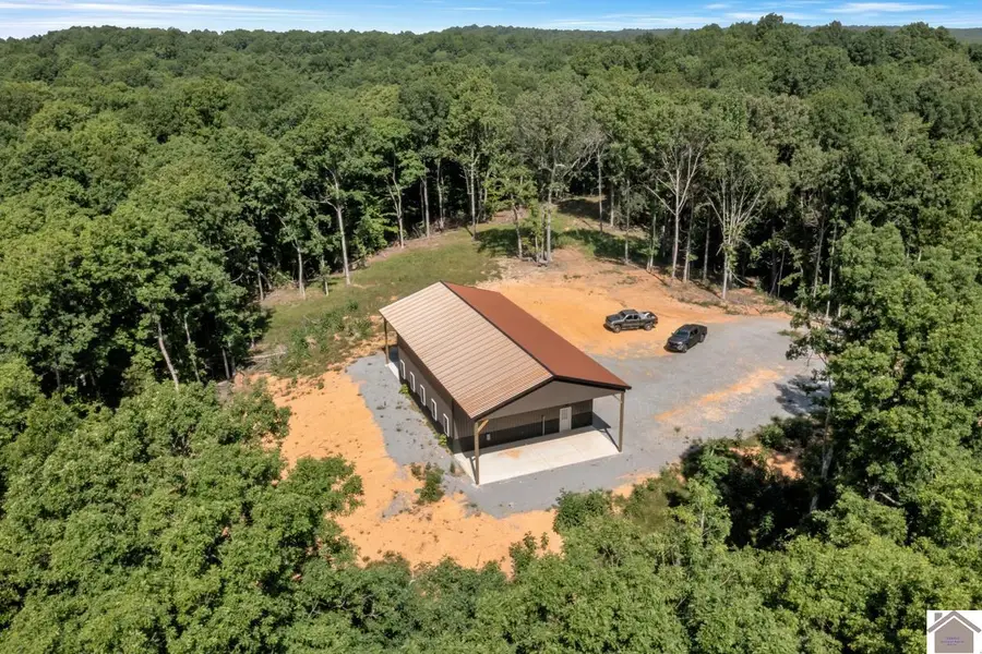 4023 Maple Grove Rd, Cadiz, KY 42211 - #3