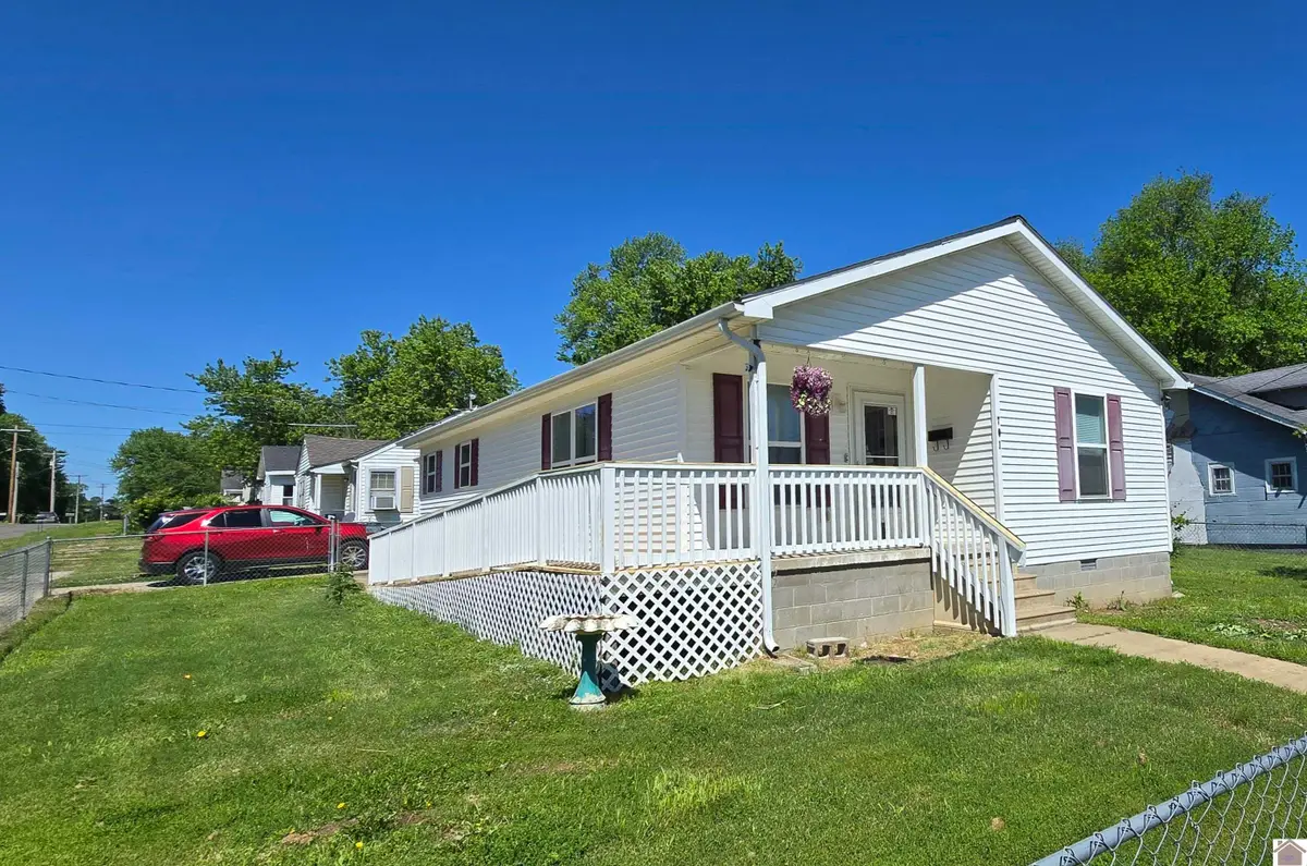 701 N 13th St, Mayfield, KY 42066 - #1