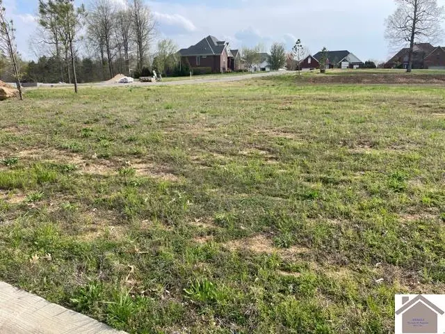 215 Falling Brook Dr, Paducah, KY 42003 - #1