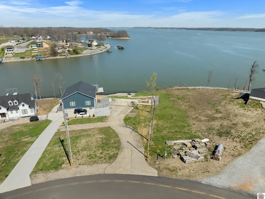 583 Sherwood Drive, Fairdealing, KY 42029 - #2